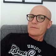 sono il Dott.Mario Lucentini laureato n beni culturali disponibile per lezioni di lingua italiana per stranieri